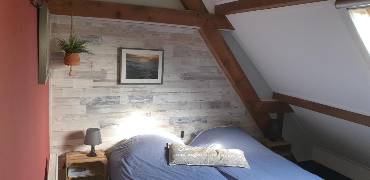 Bed And Breakfast "De Smousenhoek" Ouddorp Esterno foto