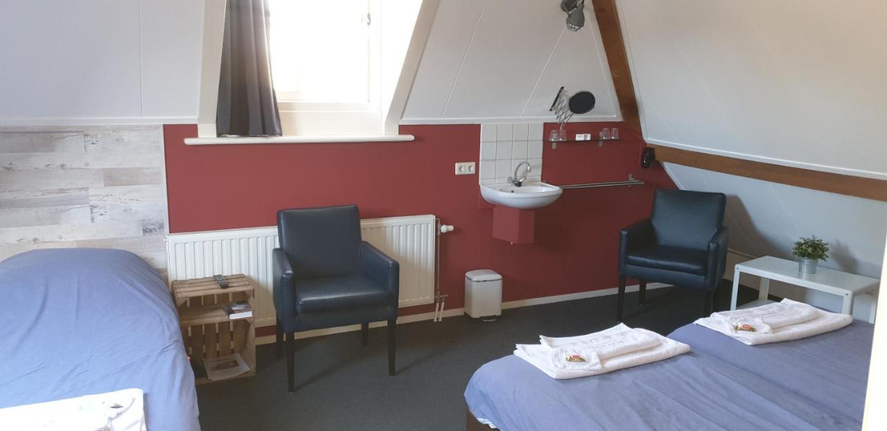 Bed And Breakfast "De Smousenhoek" Ouddorp Esterno foto