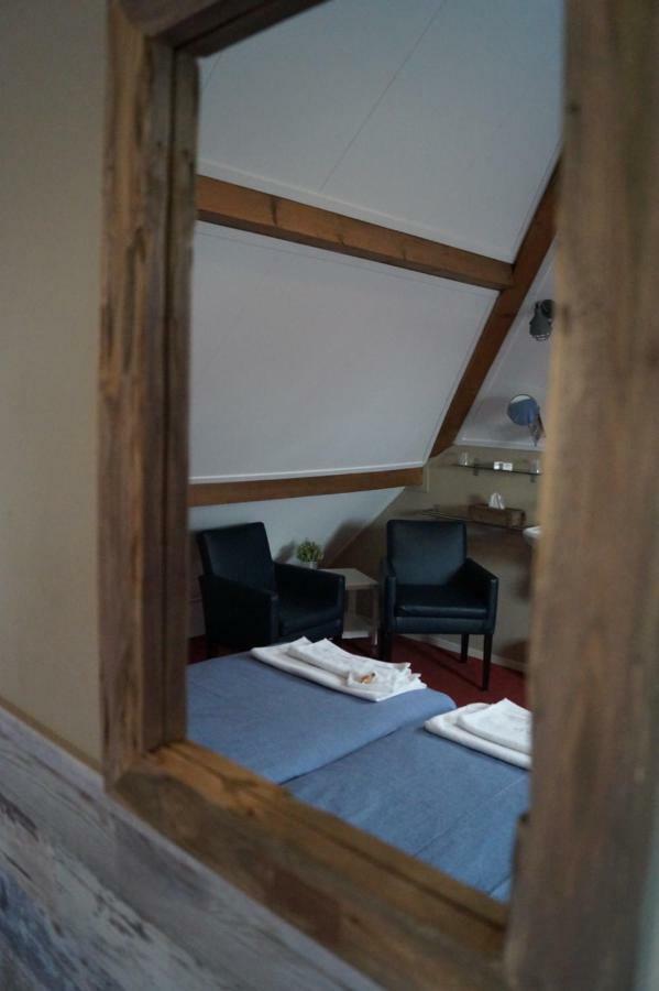 Bed And Breakfast "De Smousenhoek" Ouddorp Esterno foto